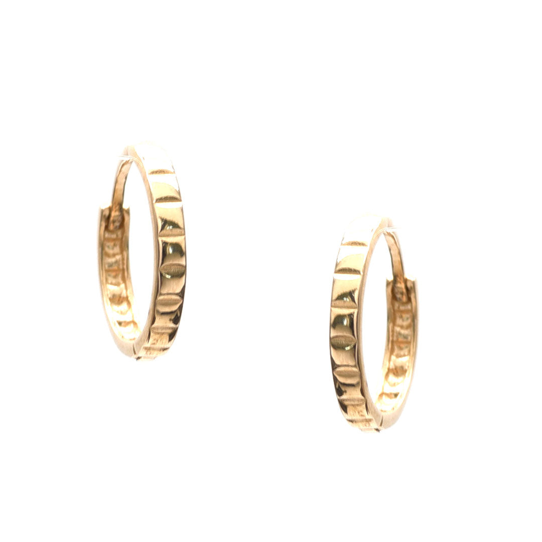 Arracada Corrugada Delgada 14K