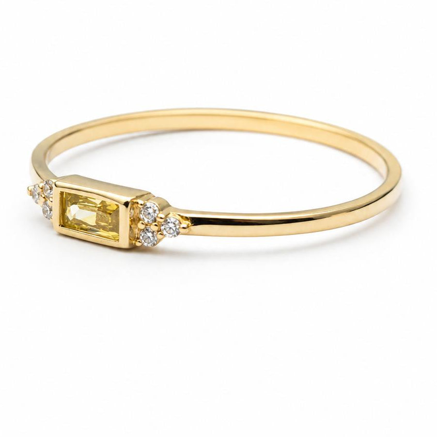 Anillo Amarillo Zafiro Sintético 10k