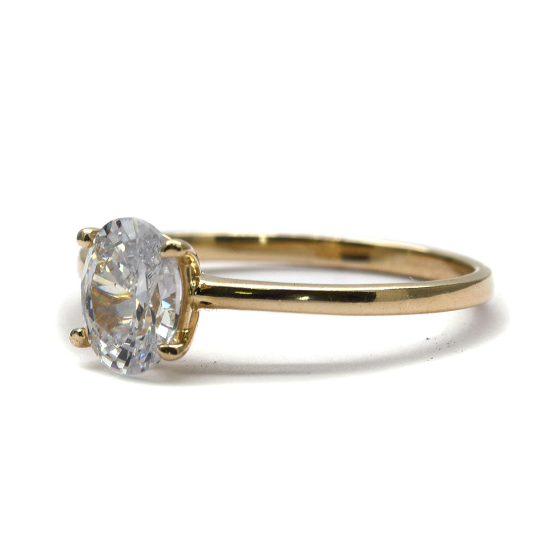Anillo de Compromiso Oval 10K