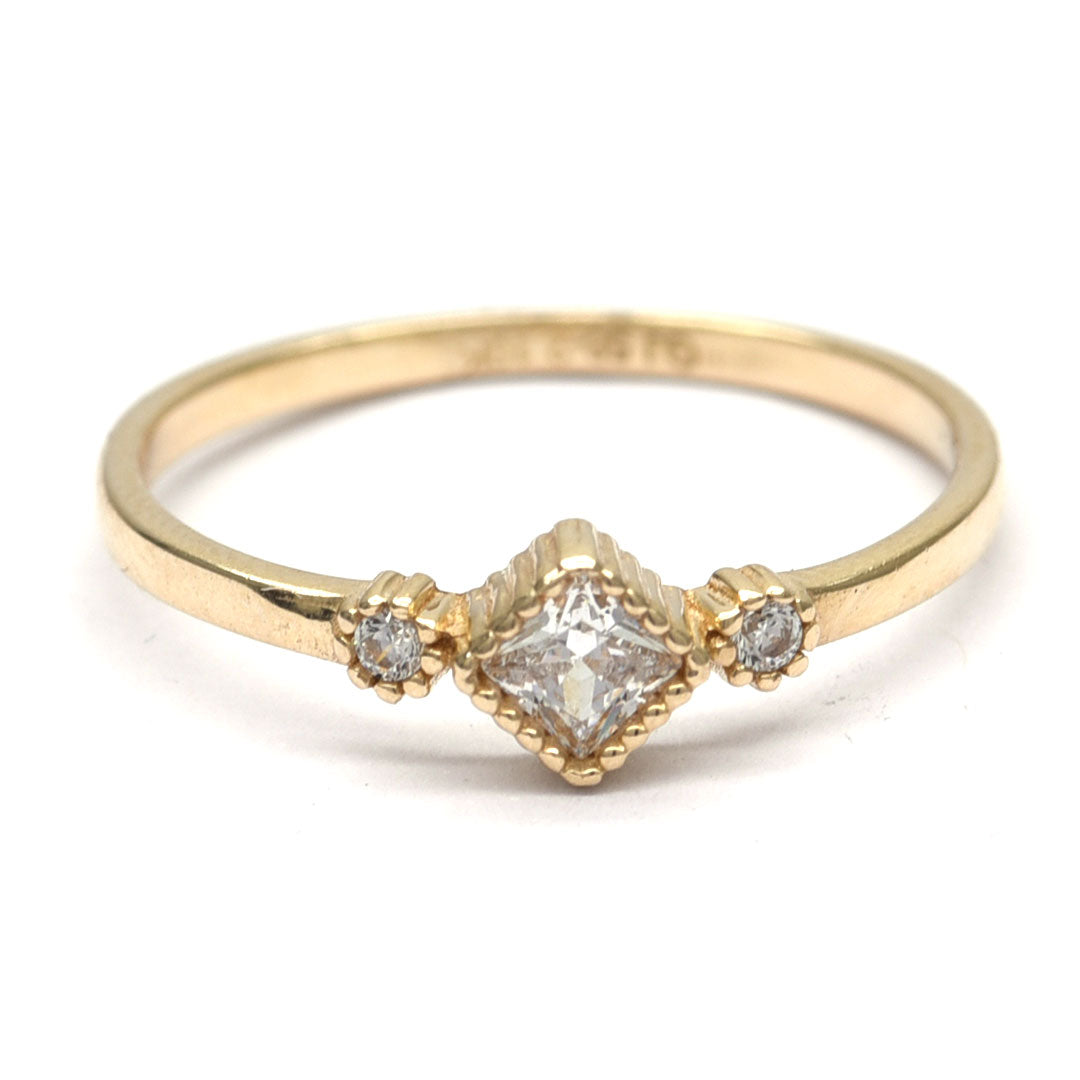 Anillo Rombo  Zirconias  10k